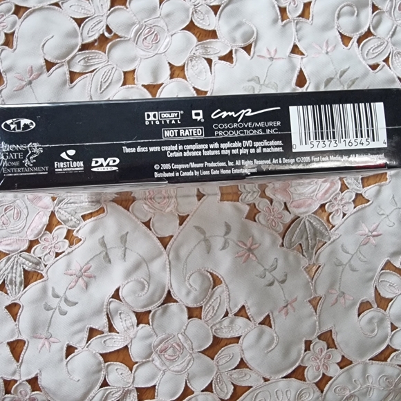 🆕️ Unsolved Mysteries Bizarre Murders 4-Disc DVD Collection - Picture 4 of 4